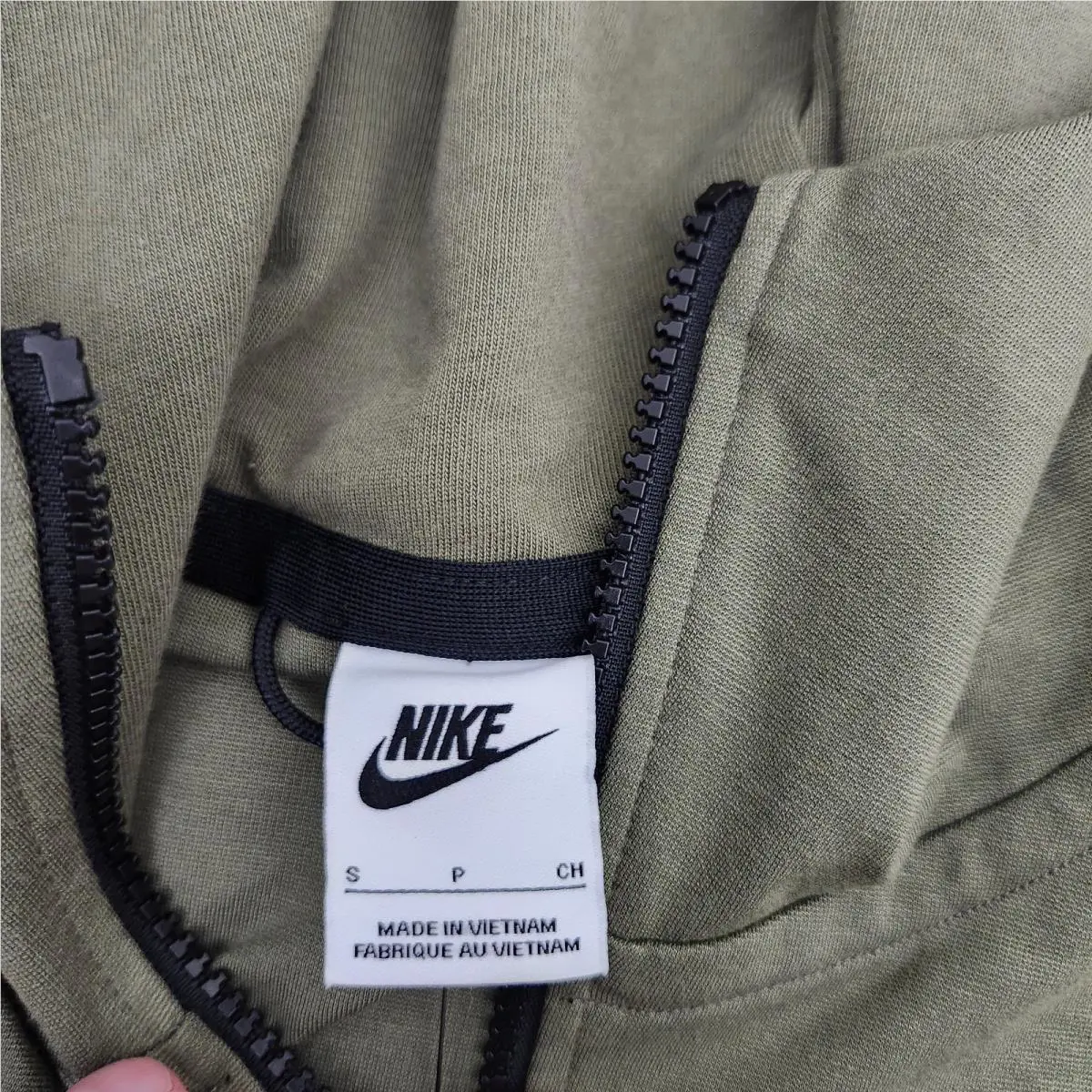 Nike clothing - Green 2
