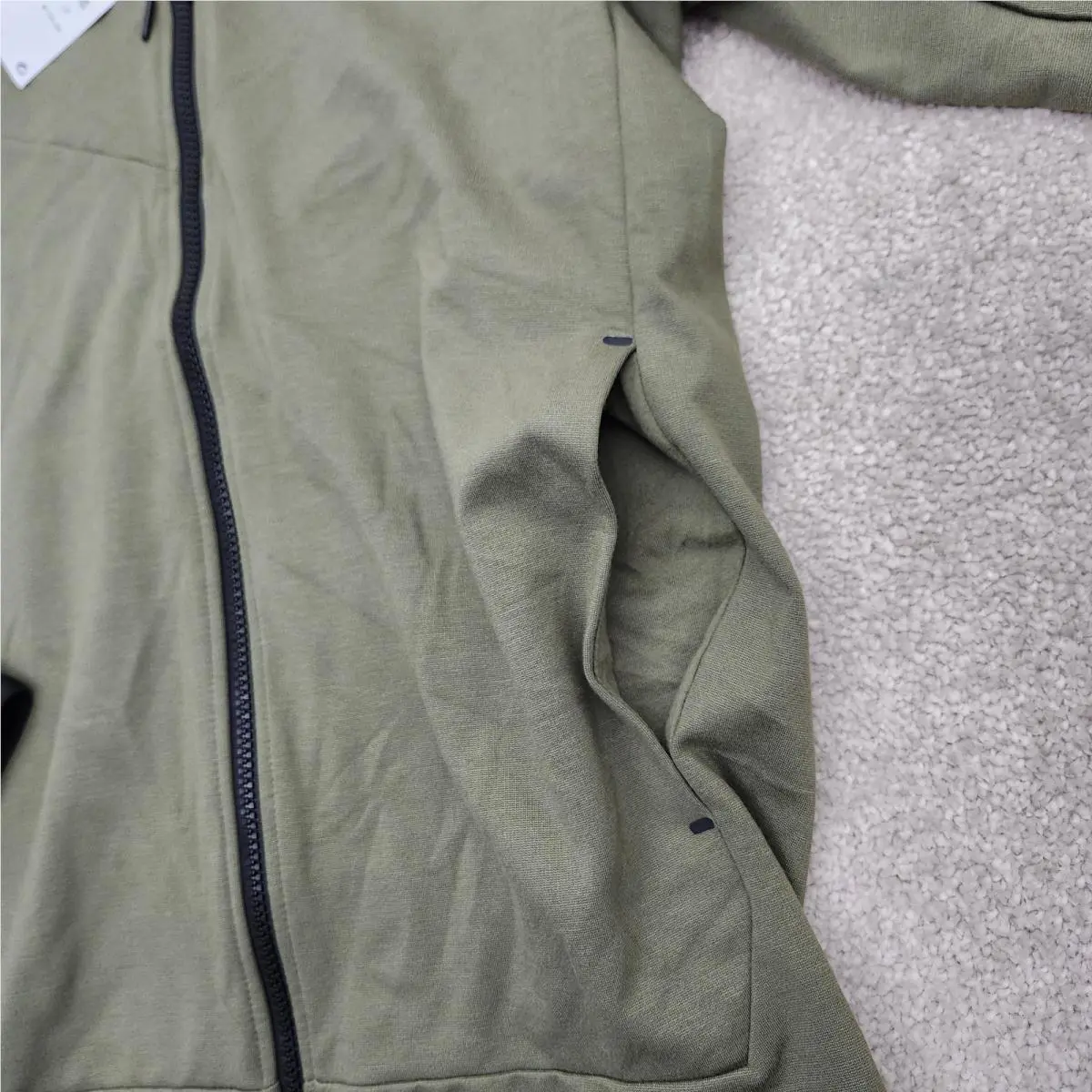 Nike clothing - Green 3
