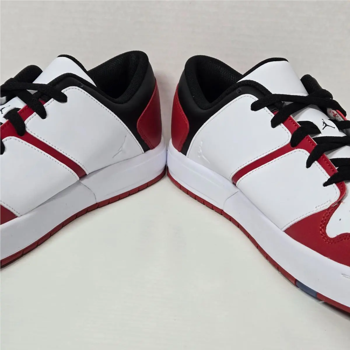 Nike shoes - White 1
