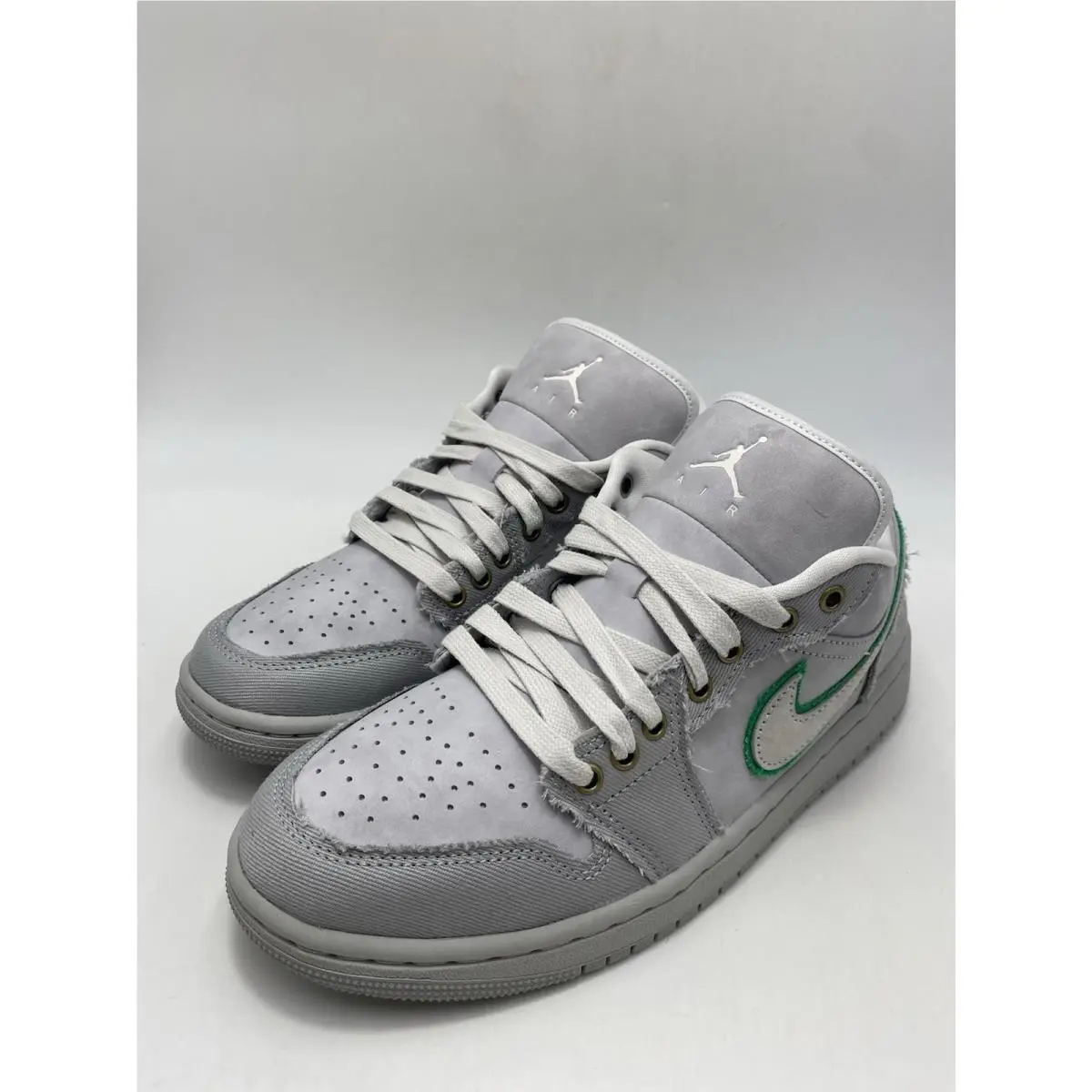 Nike shoes - Air Jordan 1 Low SE - IH3369 077 - LT Smoke Grey/Summit White (UPC: 198486137898) 2