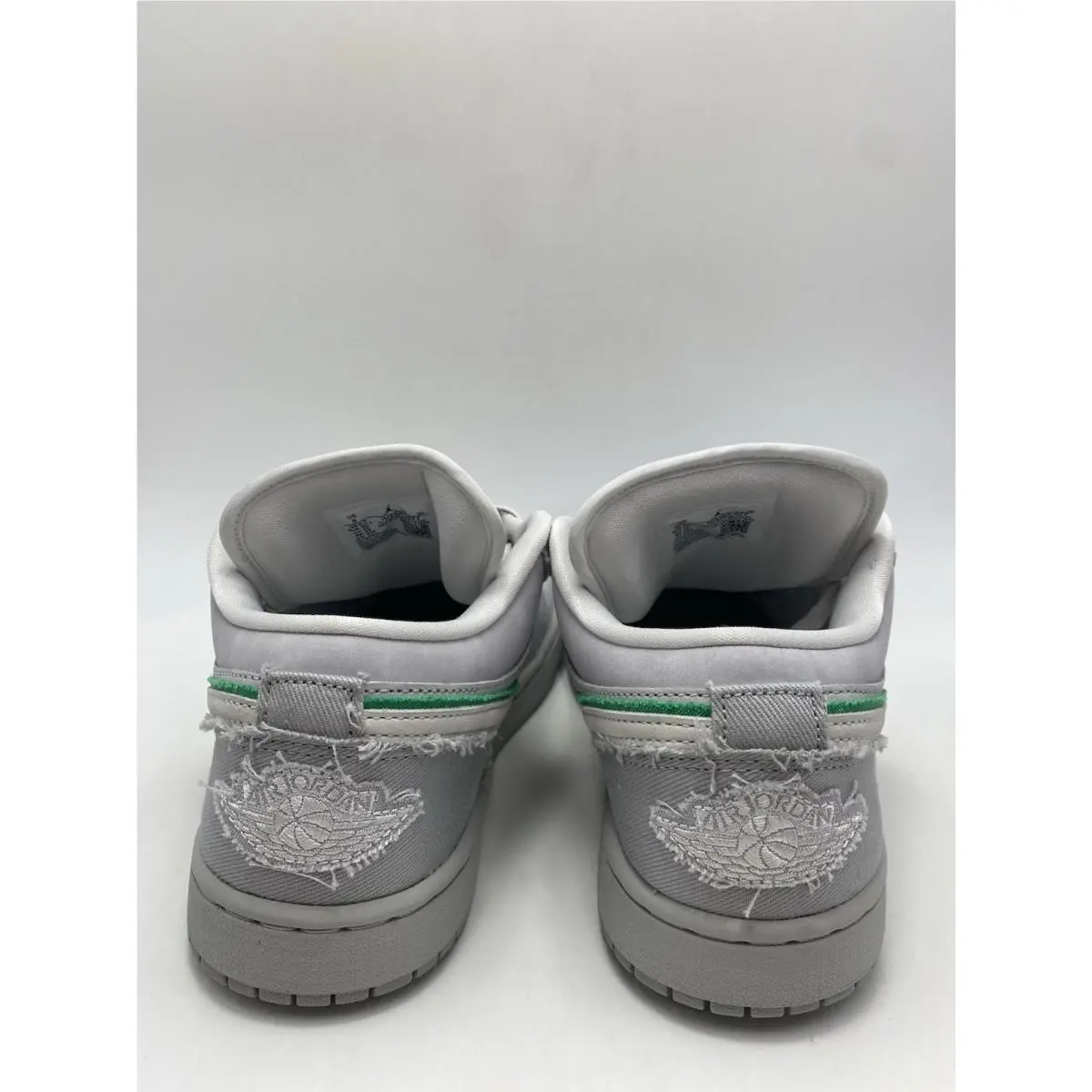 Nike shoes - Air Jordan 1 Low SE - IH3369 077 - LT Smoke Grey/Summit White (UPC: 198486137898) 4