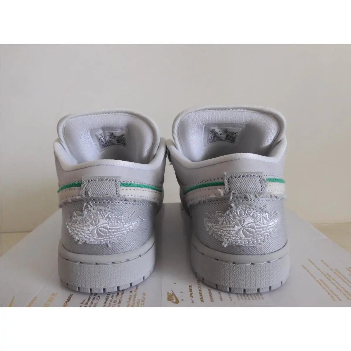 Nike shoes - Air Jordan 1 Low SE - IH3369 077 - LT Smoke Grey/Summit White (UPC: 198486137898) 3
