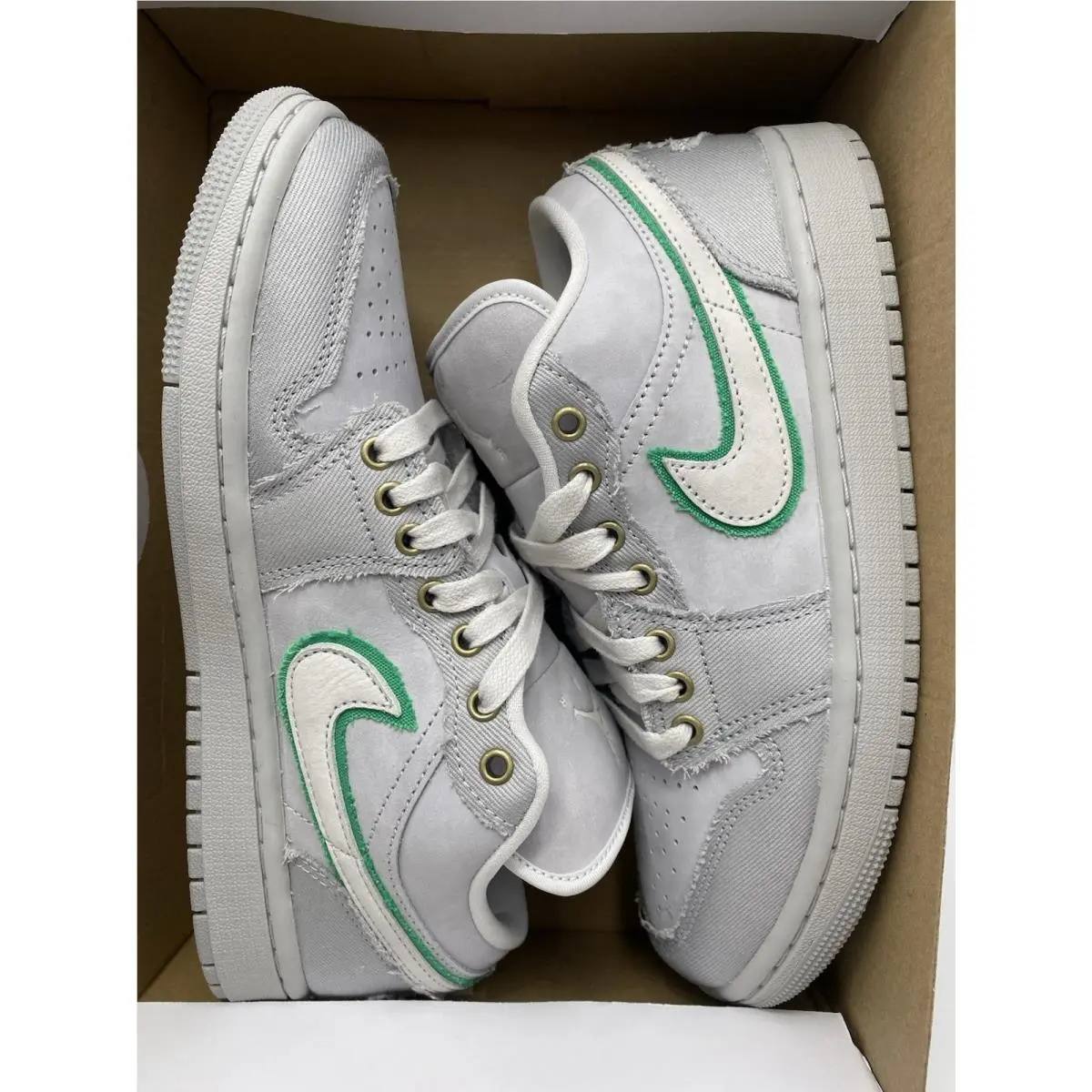 Nike shoes - Air Jordan 1 Low SE - IH3369 077 - LT Smoke Grey/Summit White (UPC: 198486137898) 5