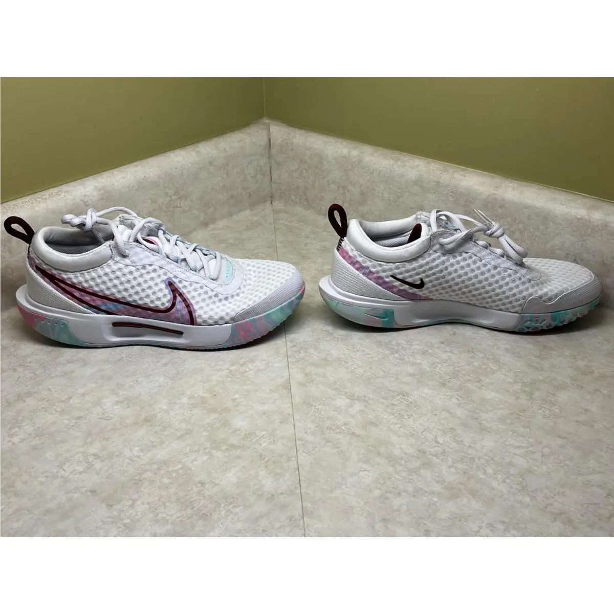 Nike shoes - White 1