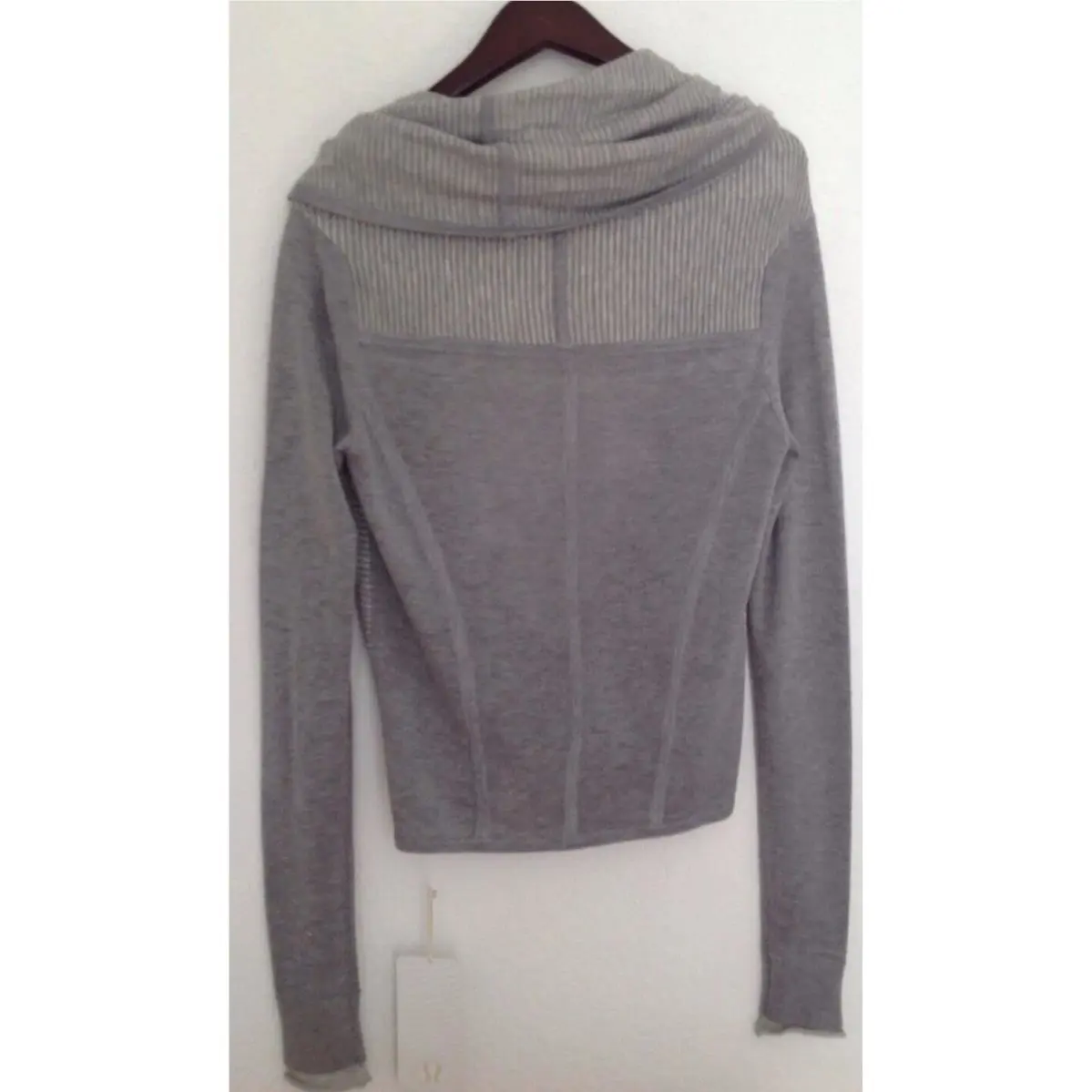 Lululemon clothing - Grey Stripe 5