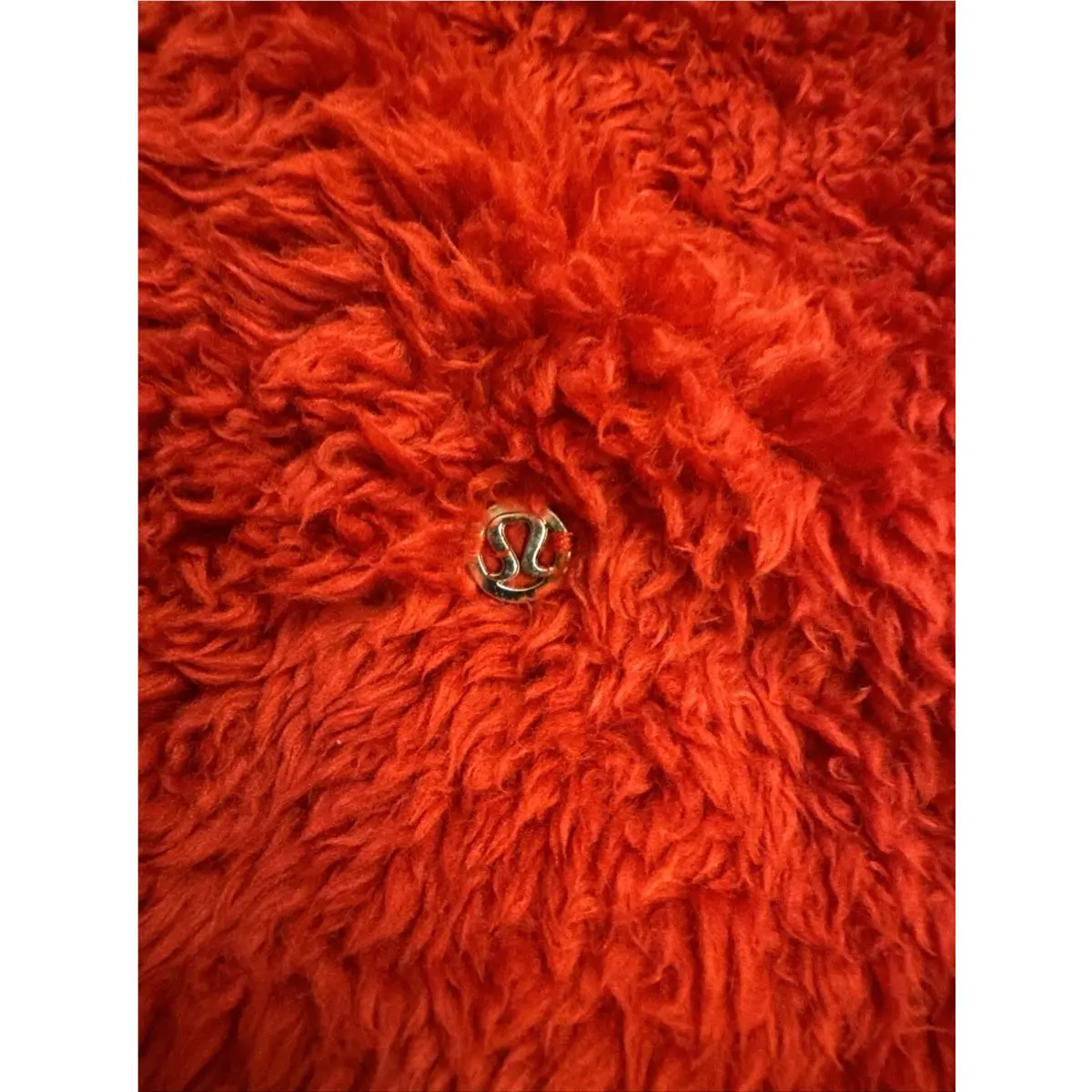 Lululemon clothing - Red 5