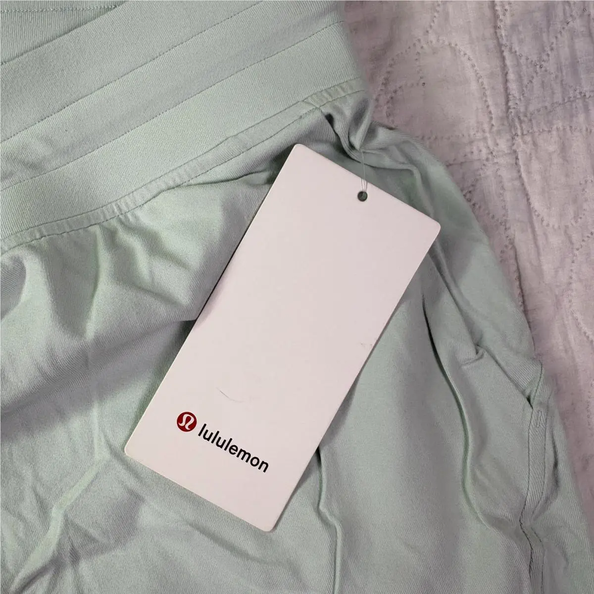 Lululemon clothing - Green 3