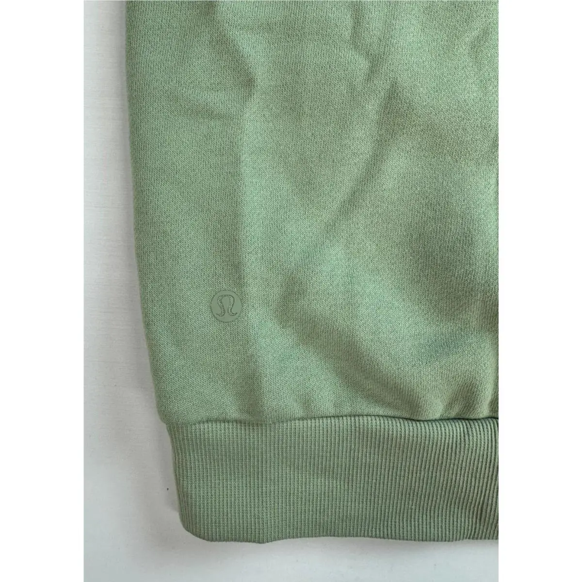Lululemon clothing - Palm Court 2