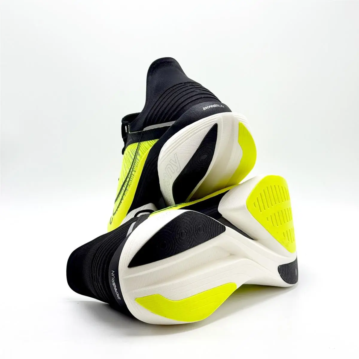 Saucony shoes - Saucony Endorphin Elite 2 - Endorphin Elite - S30994-135 - Black 3