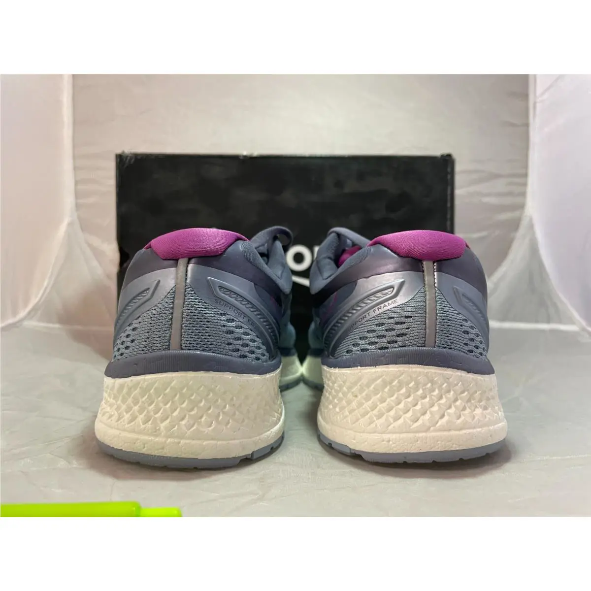 Saucony shoes - Gray 3