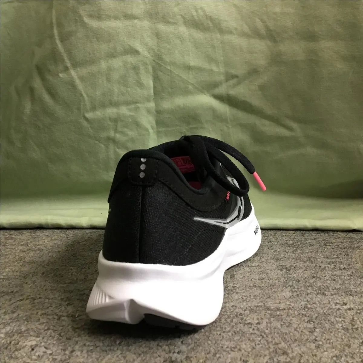 Saucony shoes - Saucony Ride 16 - Ride - S10831-05 - Black 2