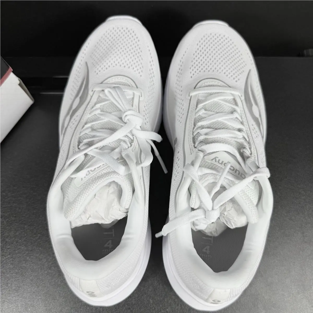 Saucony shoes - S10967101 - S10967-101 - White (UPC: 195020771877) 8