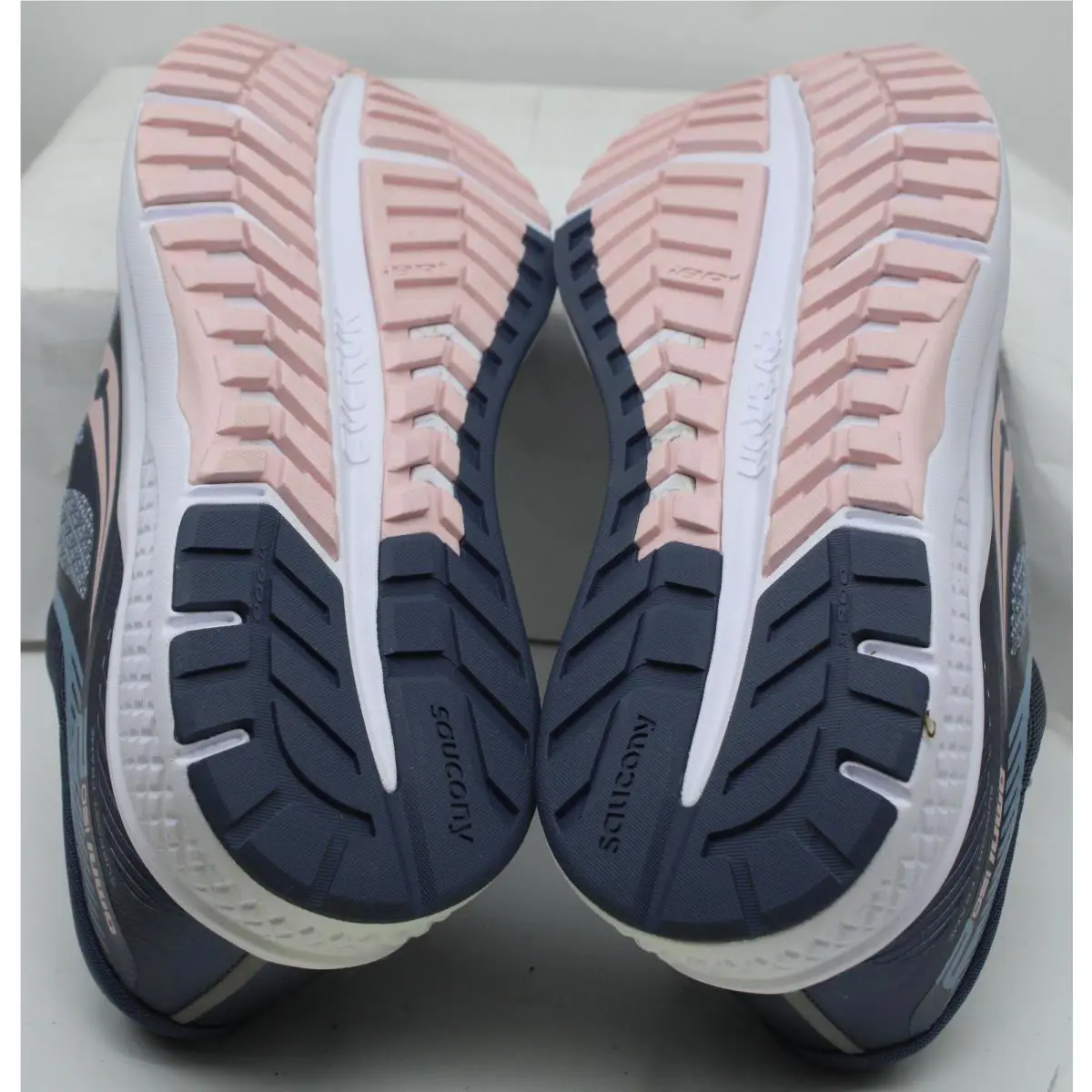 Saucony shoes - SAUCONY OMNI ISO 2 - OMNI ISO - 1012560GCNB - GRAY/SOFT PINK 5