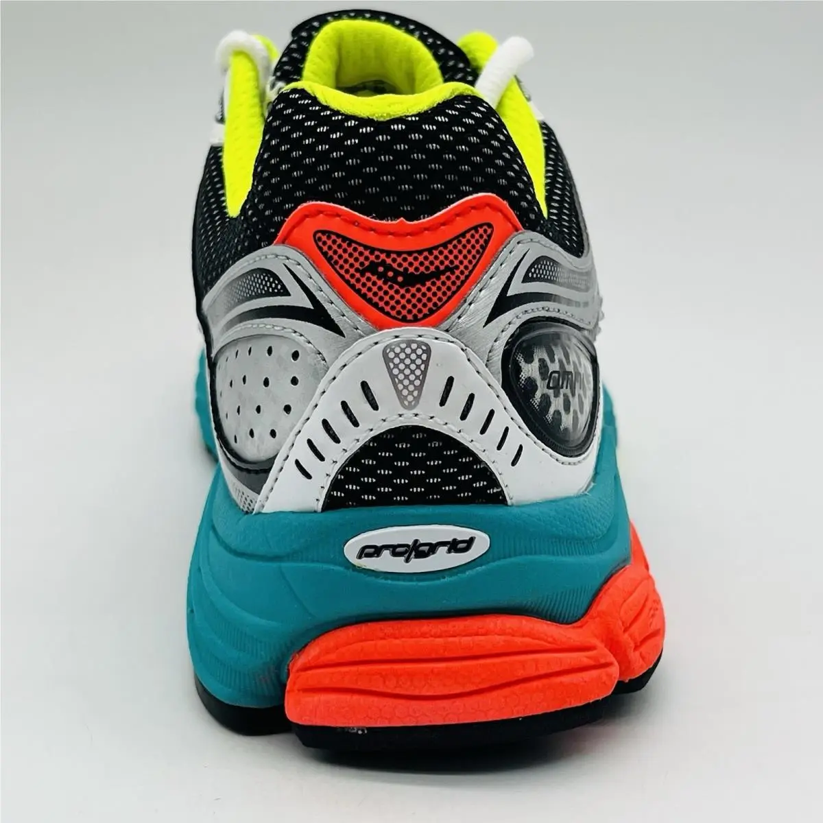Saucony shoes - Saucony Progrid Omni 9 - Progrid Omni - S70739-27 - Black 4
