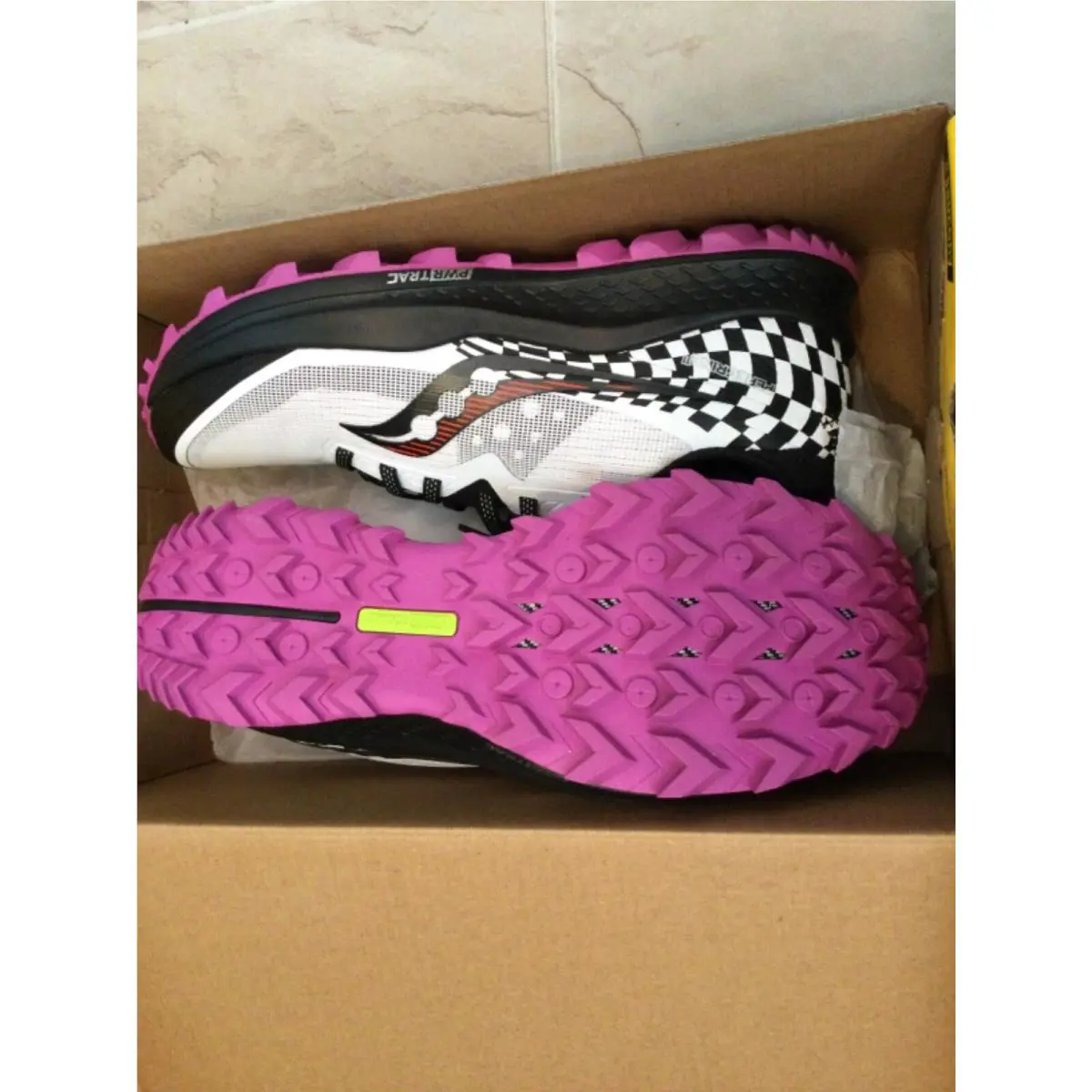 Saucony shoes - Saucony Peregrine 8 - Peregrine - Black 1