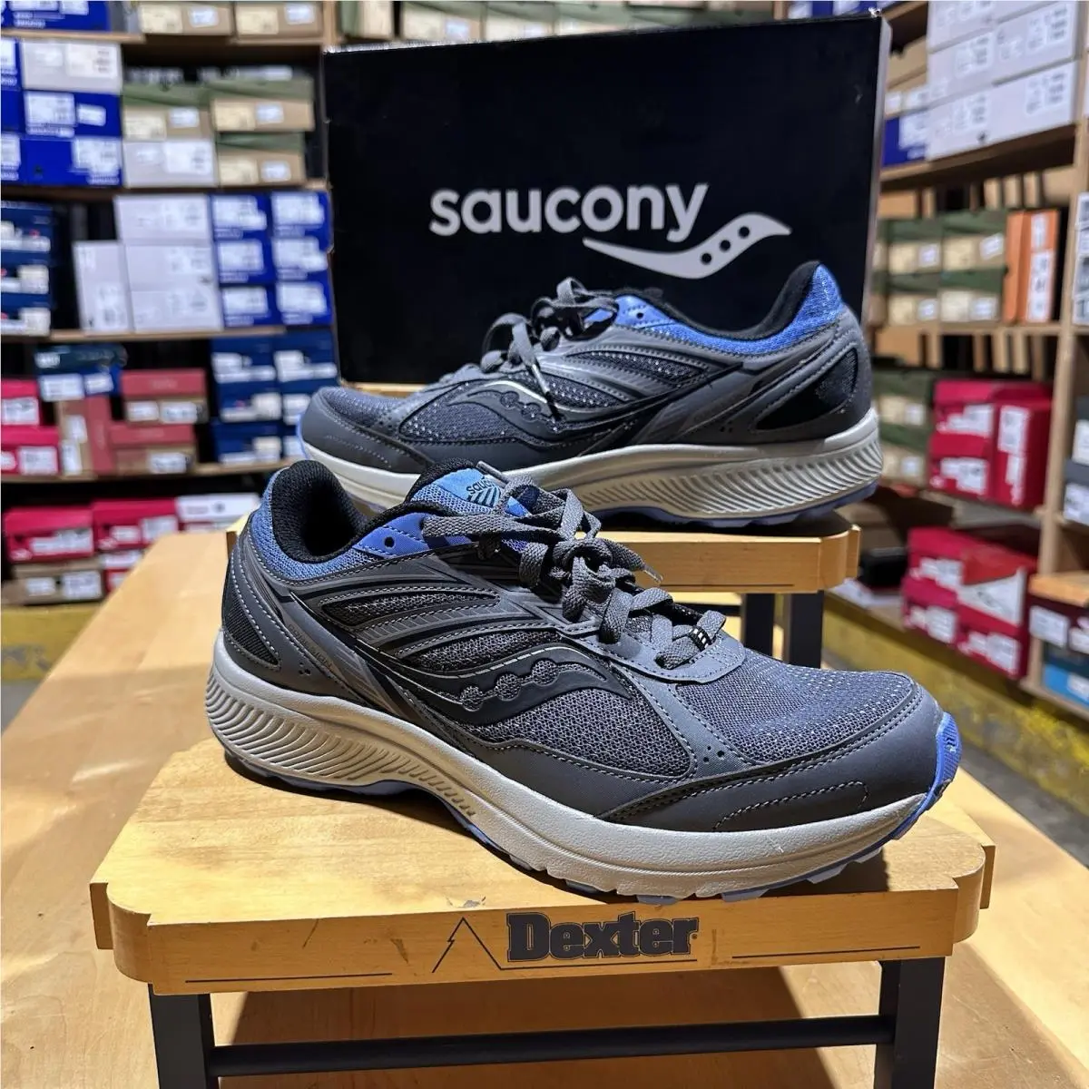 Saucony Women`s Cohesion 14 Running Shoescharcoal Jewel D344 Size 11.5w Men’s 10