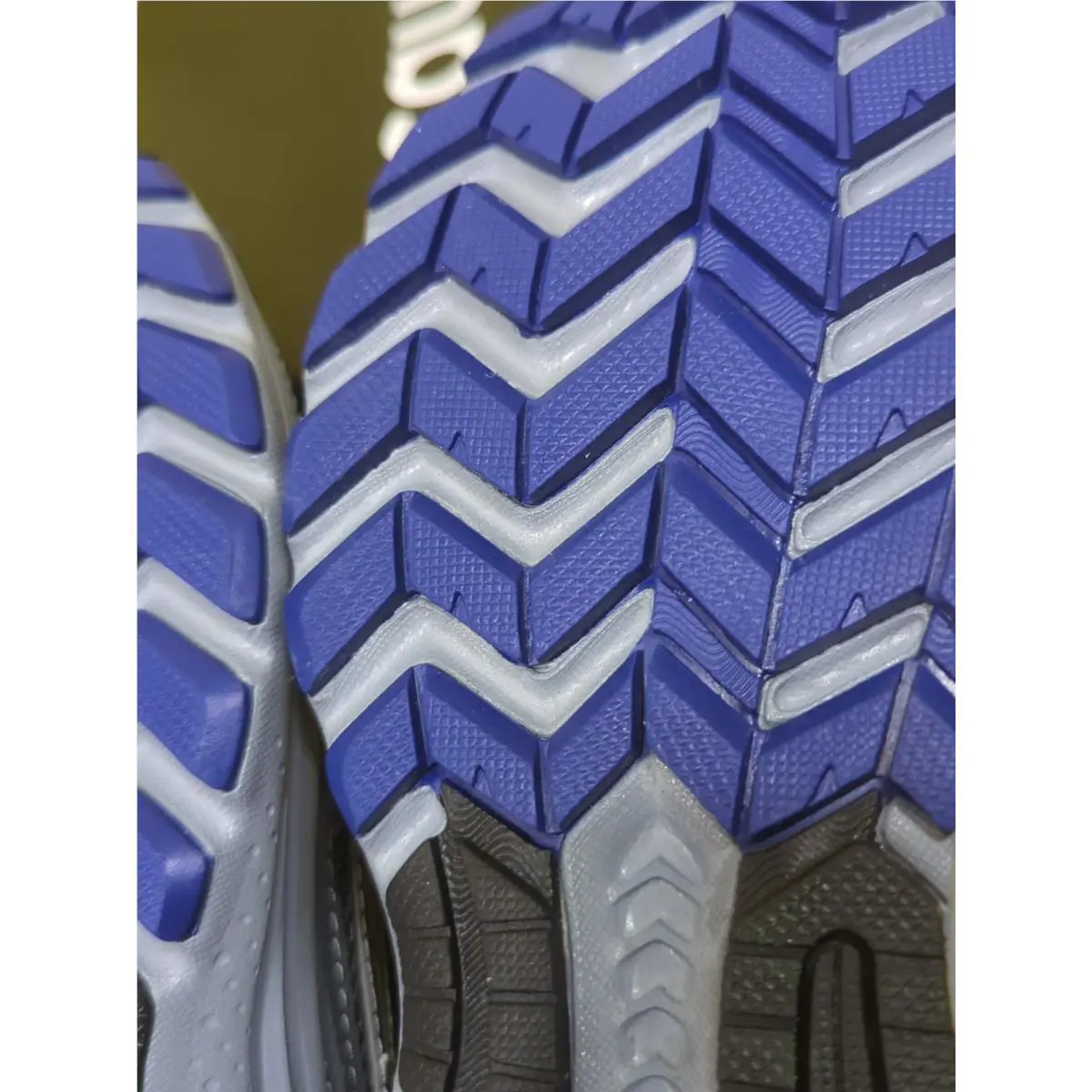 Saucony shoes - Gray 5