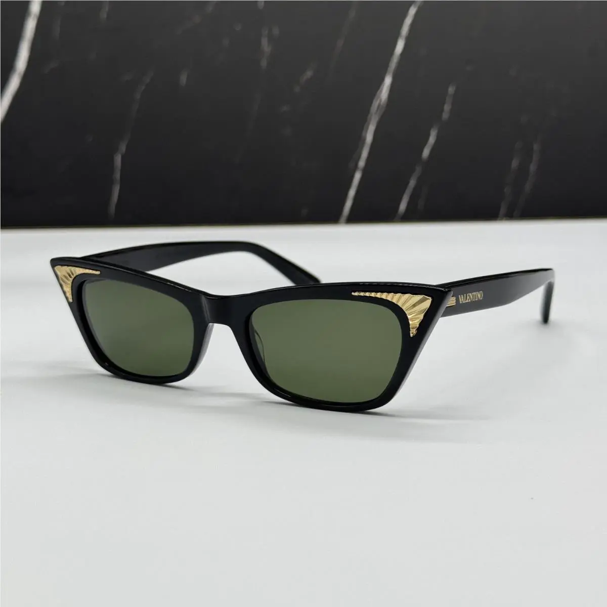Valentino VLS-175A Black Green Cat Eye Sunglasses Valentino