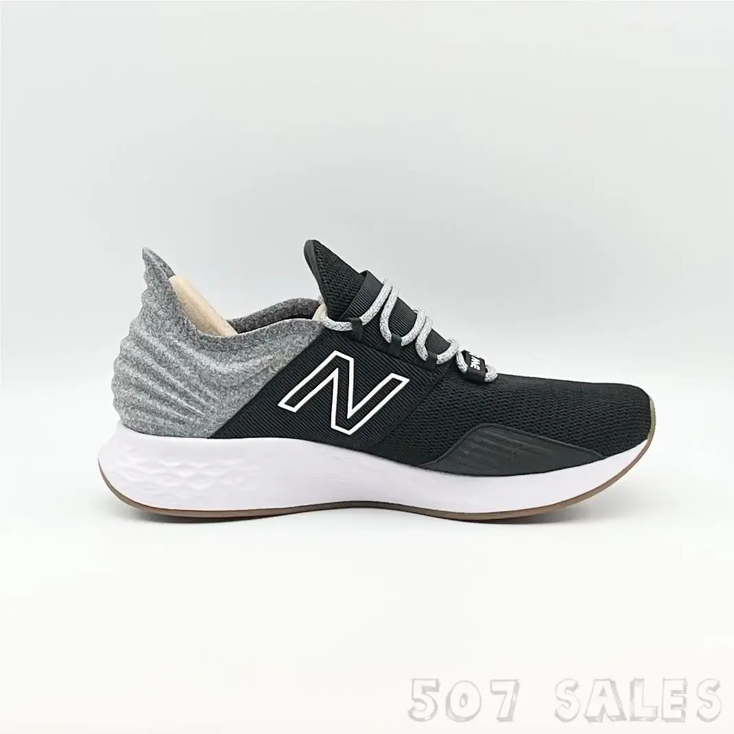 New Balance shoes - New Balance Fresh Foam Roav - WROAVTK - Black 1