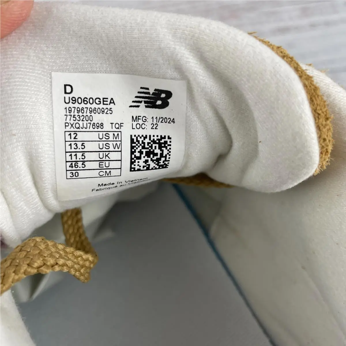 New Balance shoes - New Balance 9060 - U9060gea - Pink (UPC: 197967960925) 7