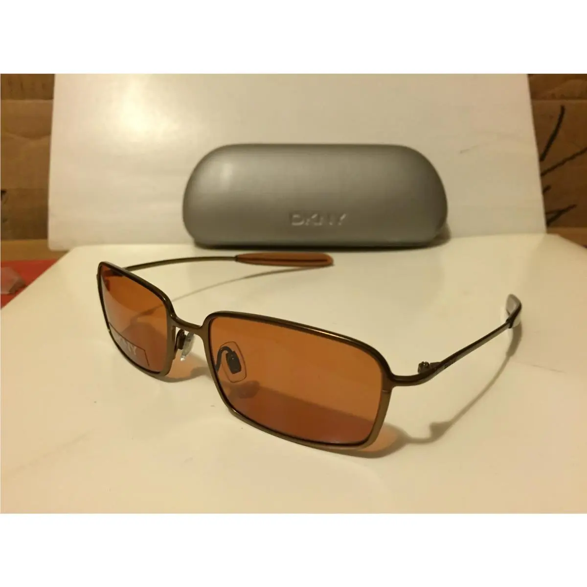 Dkny 7257S 225 Sunglasses Bronze / Orange-brown Lens