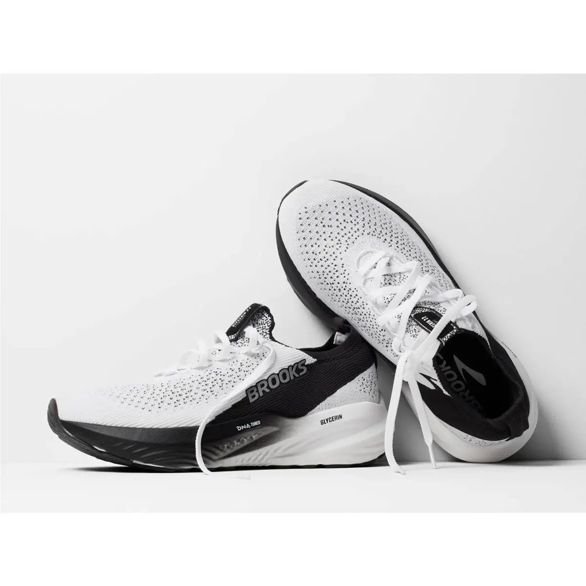 Brooks shoes - Black 19