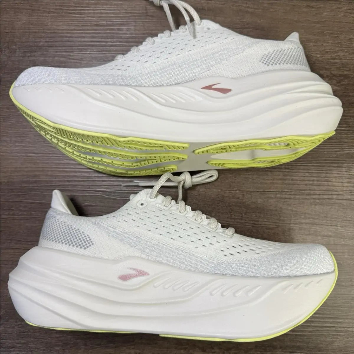 Brooks shoes - Brooks Glycerin Max - Glycerin Max - 120436-1B-115 - White 2