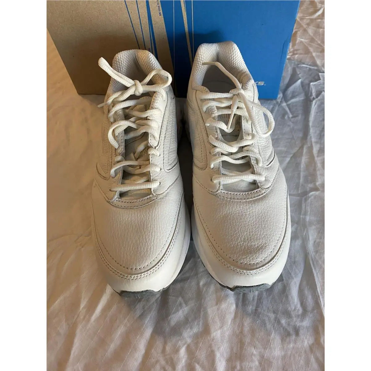 Brooks shoes - Brooks Addiction - Addiction - 110039-1D-111 - White (UPC: 883439084861) 0