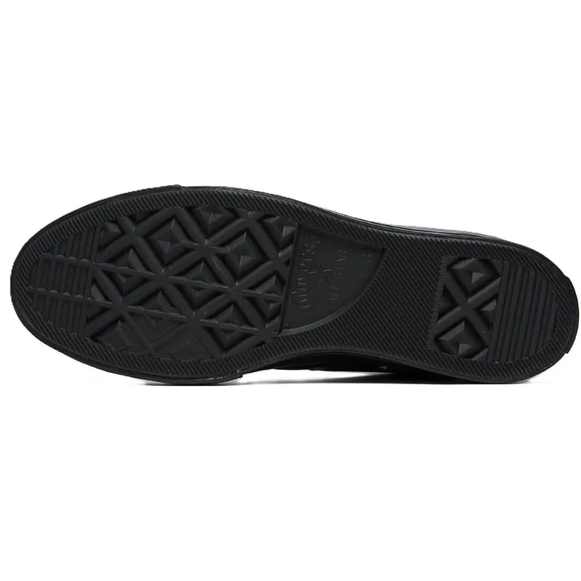 Converse shoes - Black/White 7