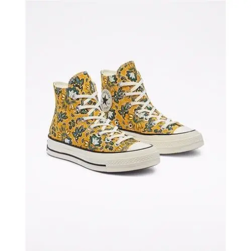Converse shoes - Gold 2