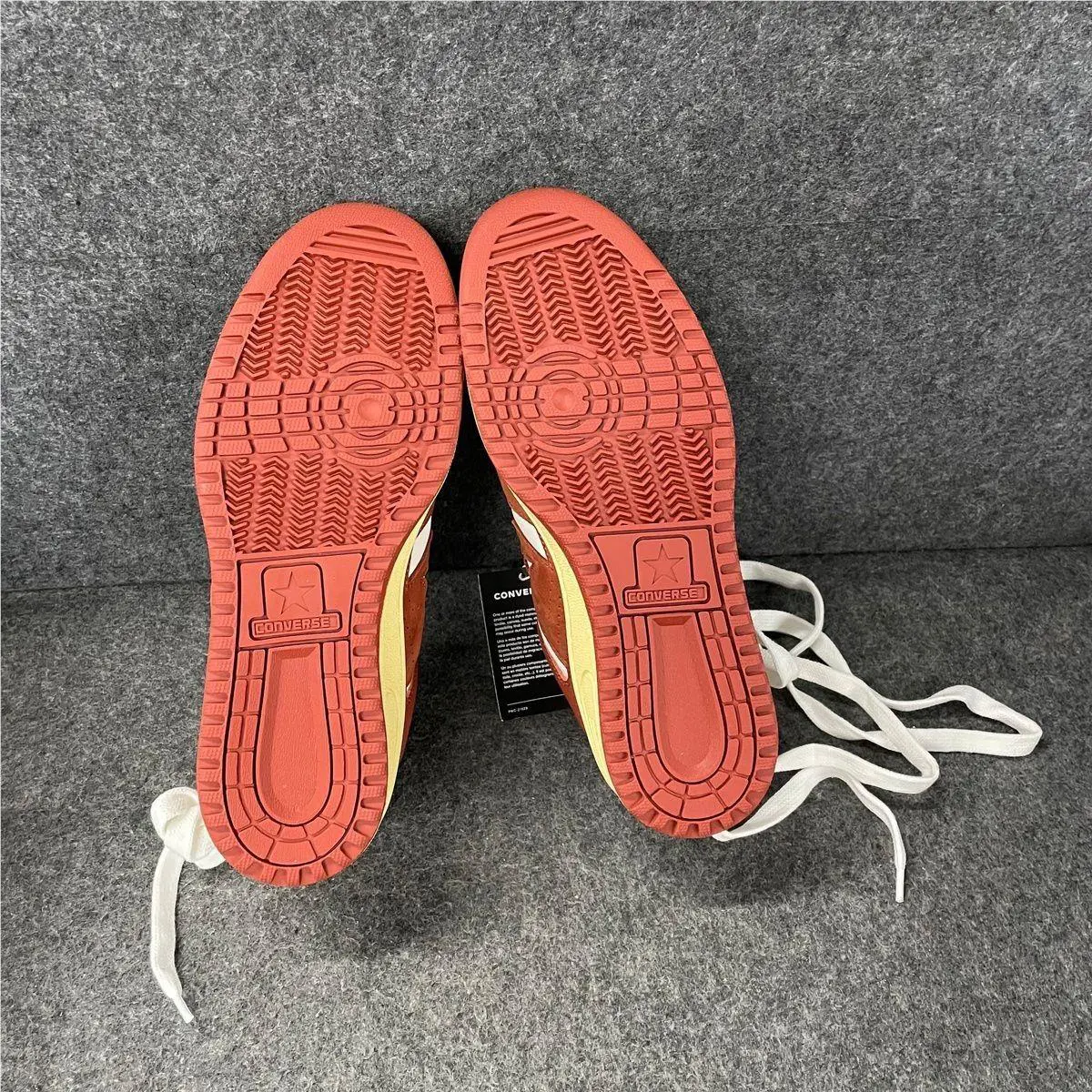 Converse shoes - vs-174429 - vs-174429 - Red (UPC: 194435442600) 1
