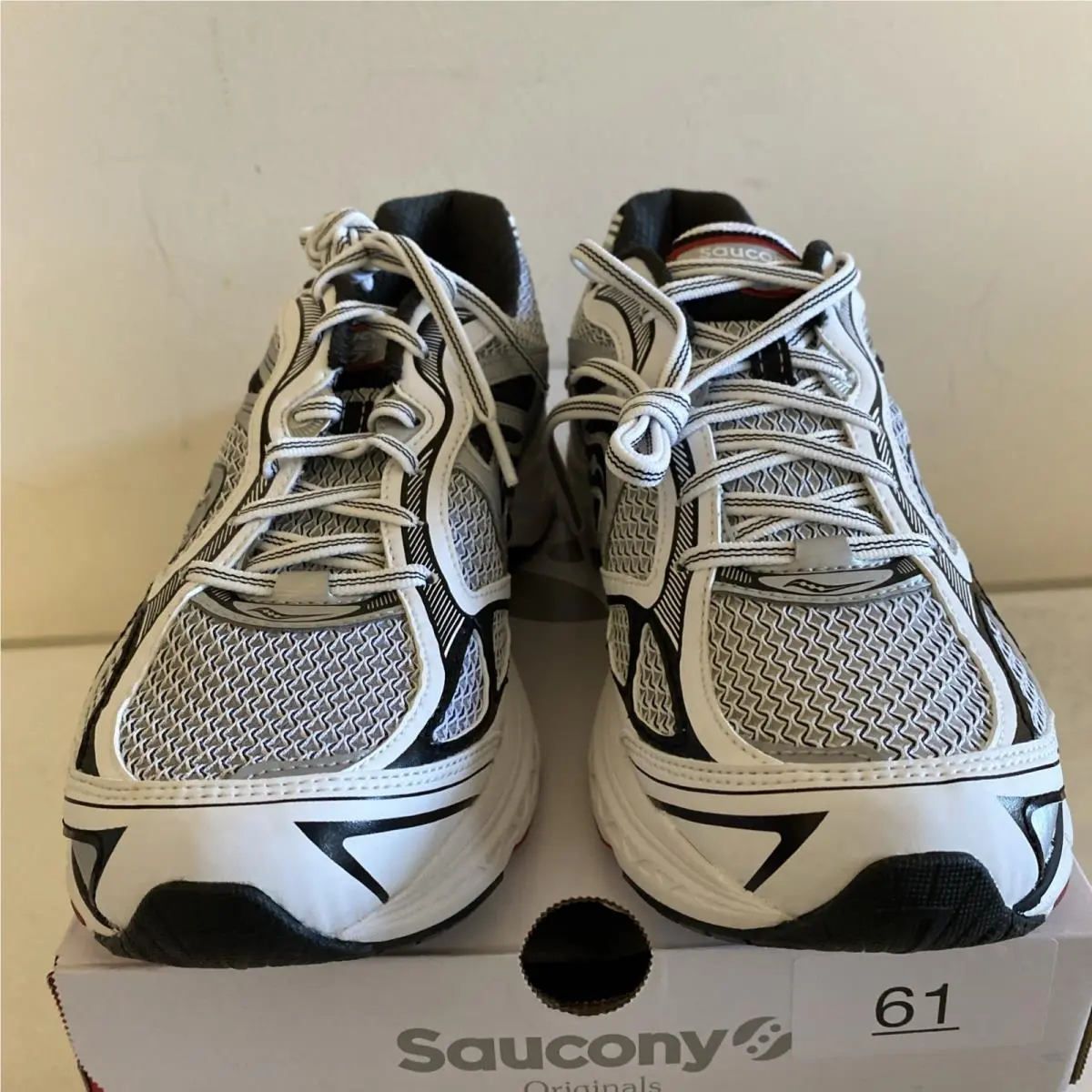 Saucony shoes - Saucony ProGrid Guide - ProGrid Guide - S70936-10 - White/Black (UPC: 0195021221388) 0
