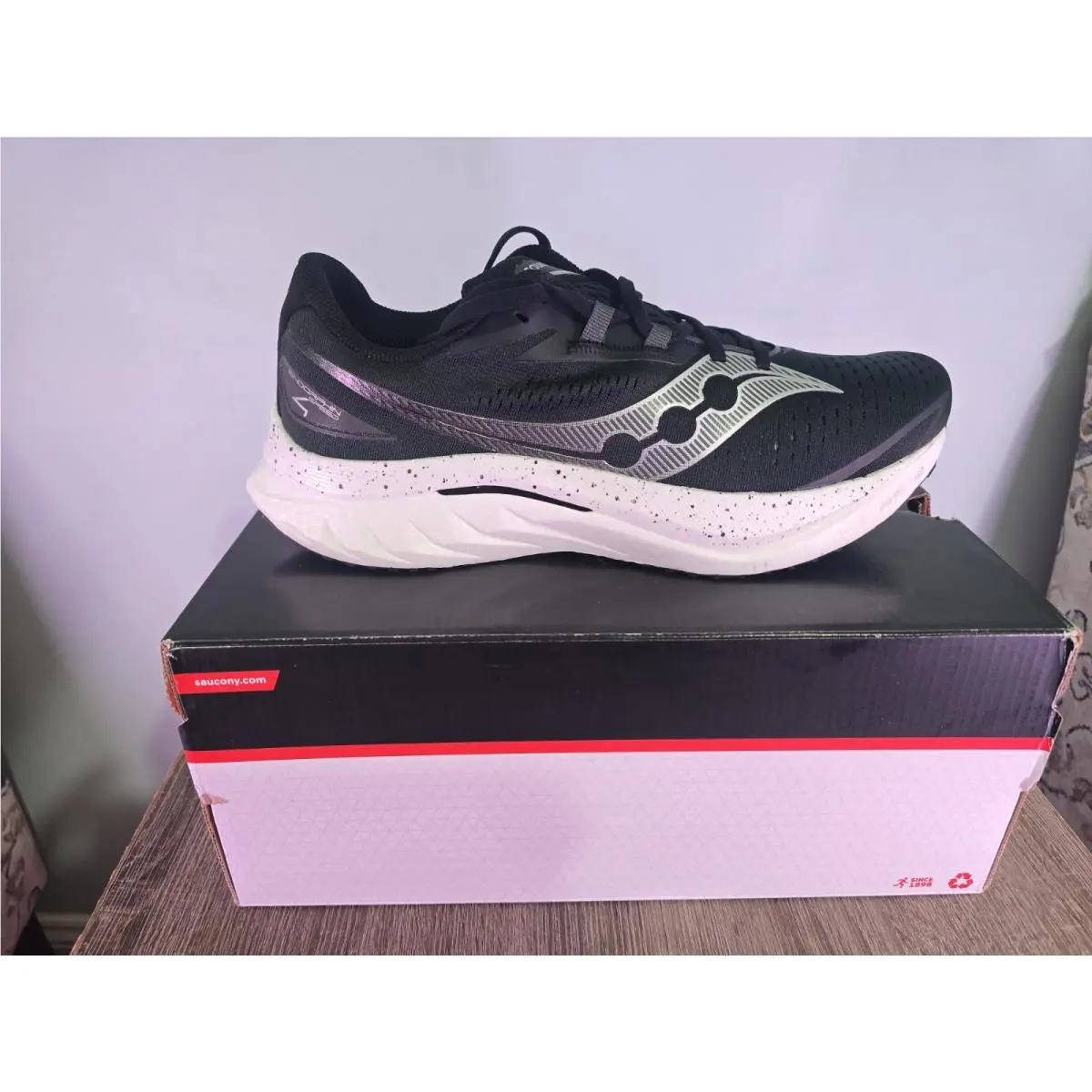 Size 10.5 - Saucony Endorphin Speed 4 Black Speckled - Black