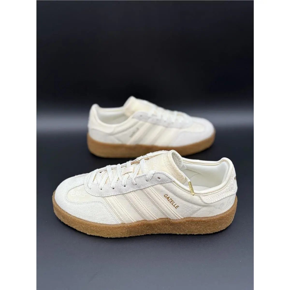 Adidas shoes - White 22