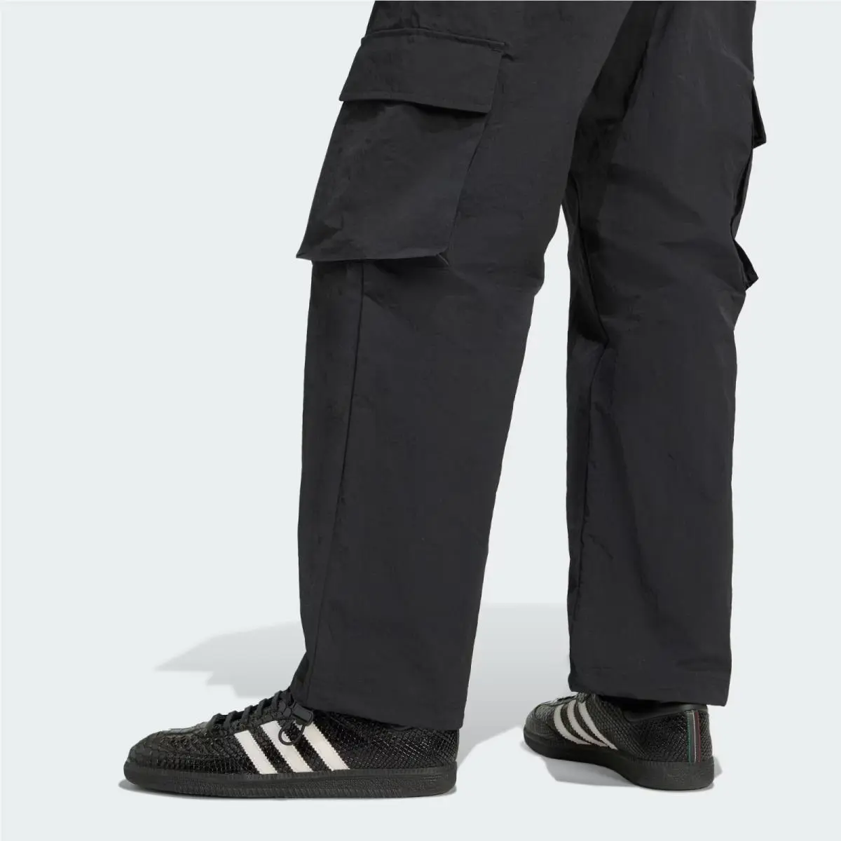 Adidas clothing - adidas Originals - Originals - JV9892 - Black 5