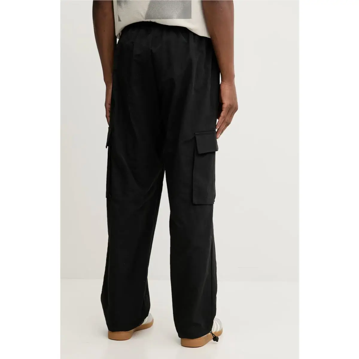 Adidas clothing - adidas Originals - Originals - JV9892 - Black 6