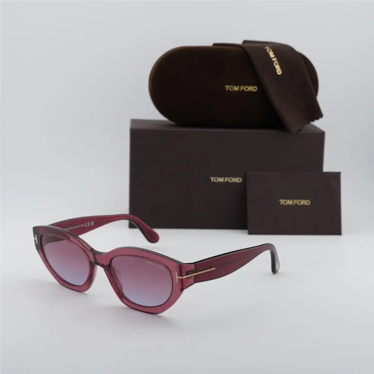 FT1086 66Y Pink/pink Gradient 55-19-135 Sunglasses by Tom Ford