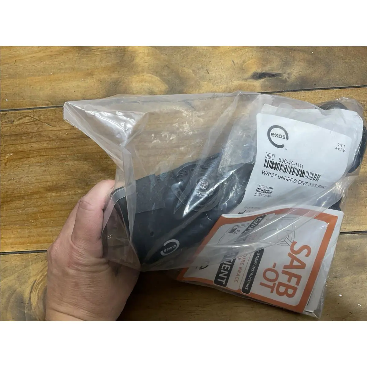 Exos  - Black 5