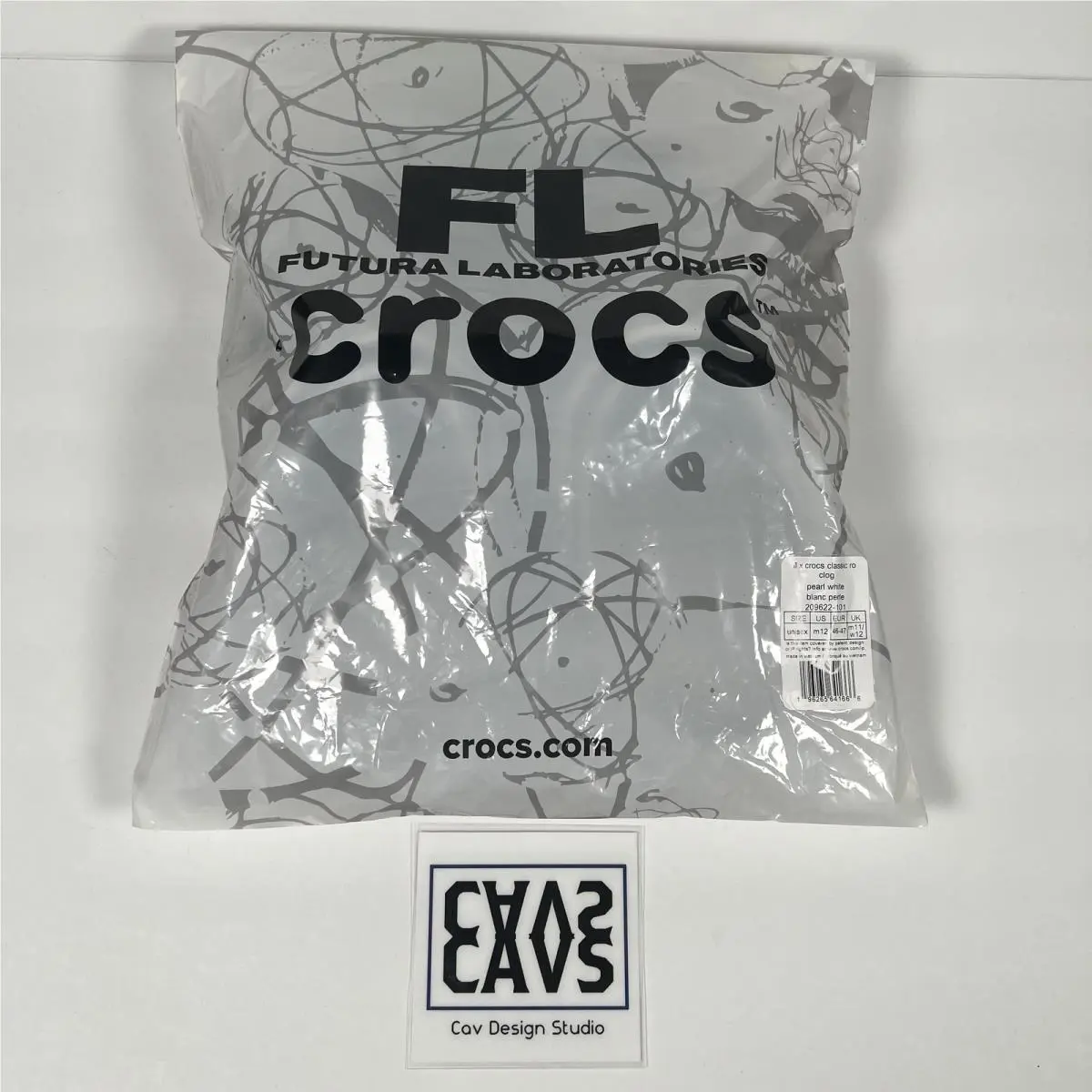 Crocs shoes - Crocs Classic - Classic - 209622-101 - White (UPC: 196265641666) 15