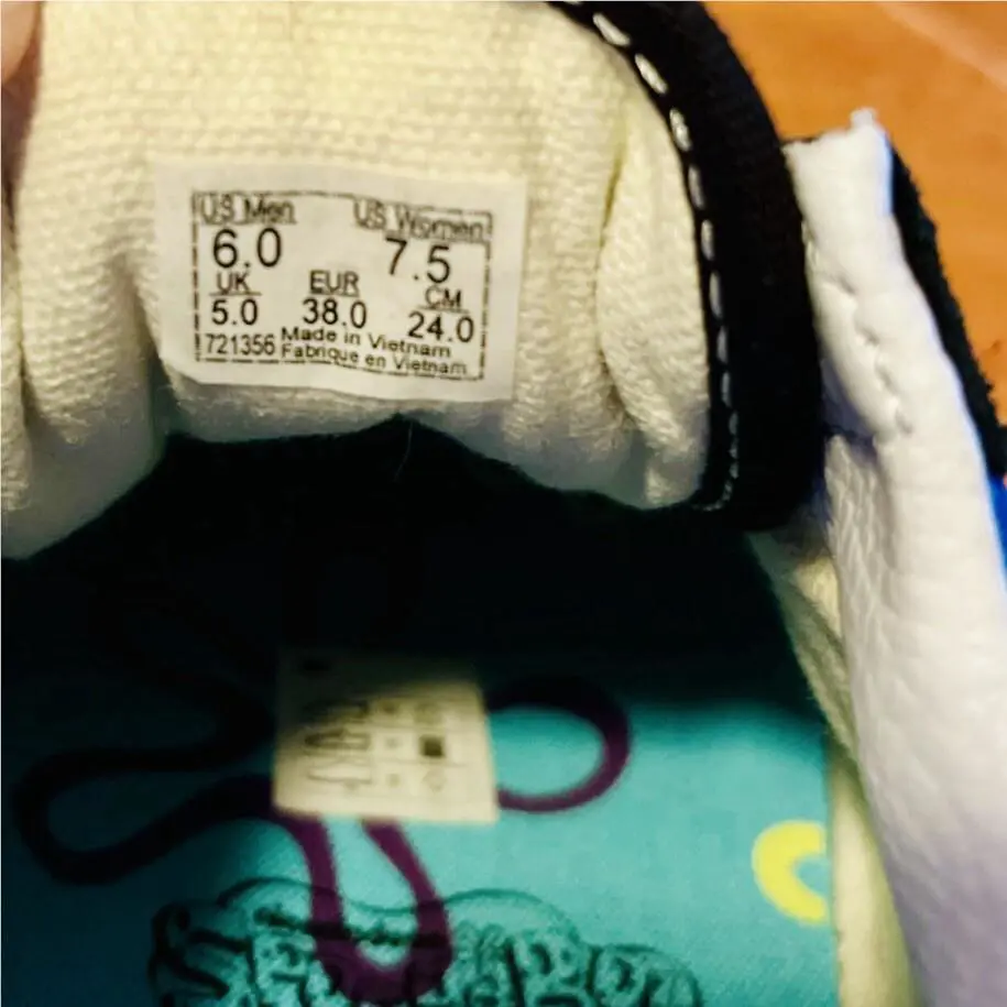 Vans shoes - Vans Spongebob Smile Patch - Spongebob Smile Patch - VN0A38G19XD - Blue (UPC: 0195439346574) 7