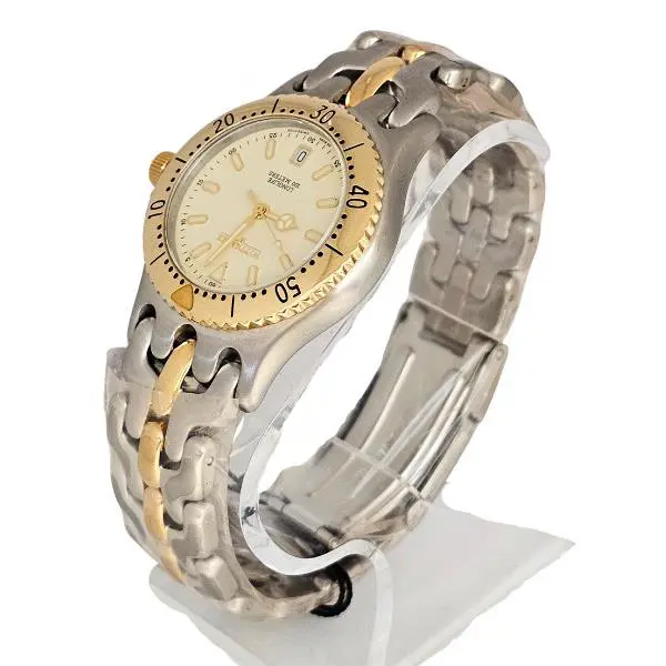 Wittnauer Long Life 100 Diver Date 36mm Stainless Steel Watch Silver Gold