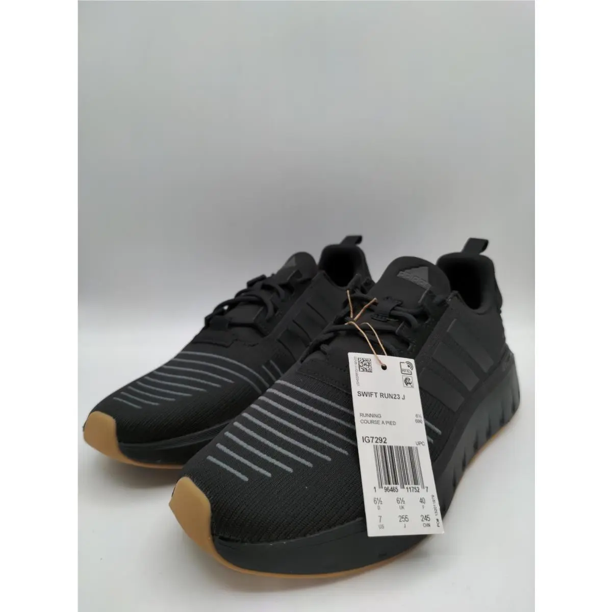 Adidas Unisex-child Swift Run 23 Black/black/gum 7