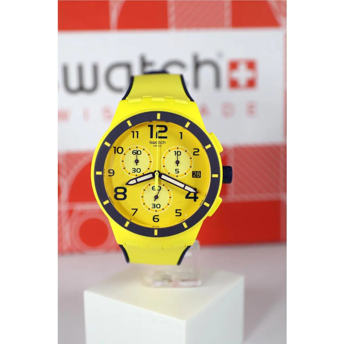 Swiss Swatch Chrono Solleore Yellow and Navy Date Sports Men`s Watch SUSJ40