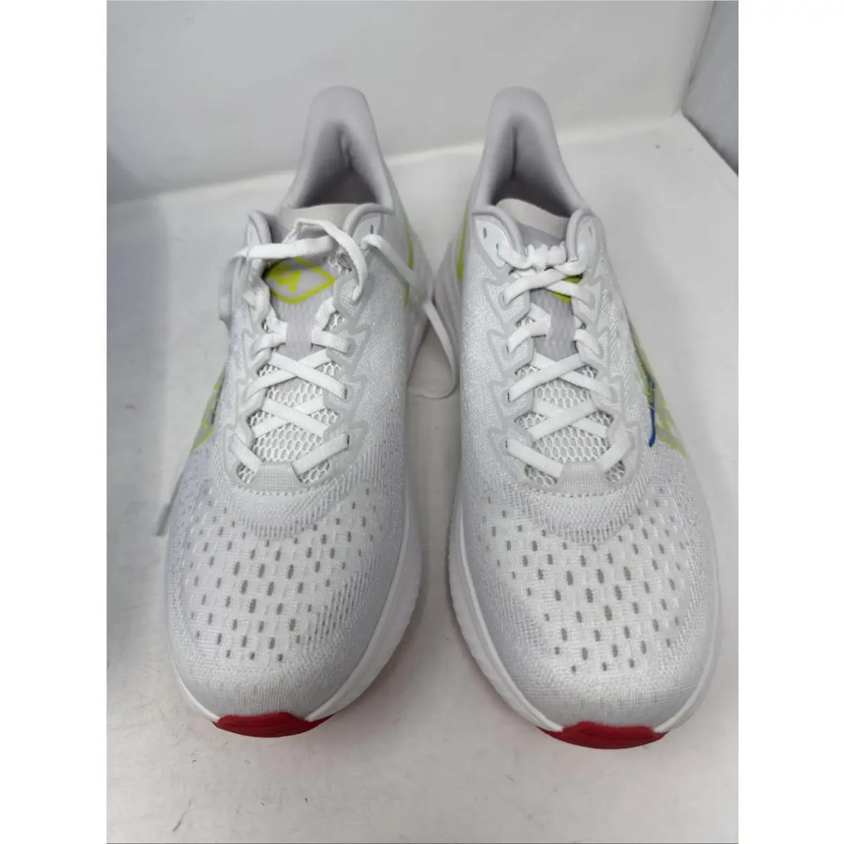 Hoka shoes - Hoka One One Mach 6 - 1147790-YZC - White 0