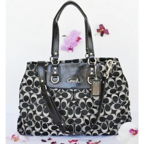 Coach 15510 Ashley Gathered Carryall Satchel Sv/black/white