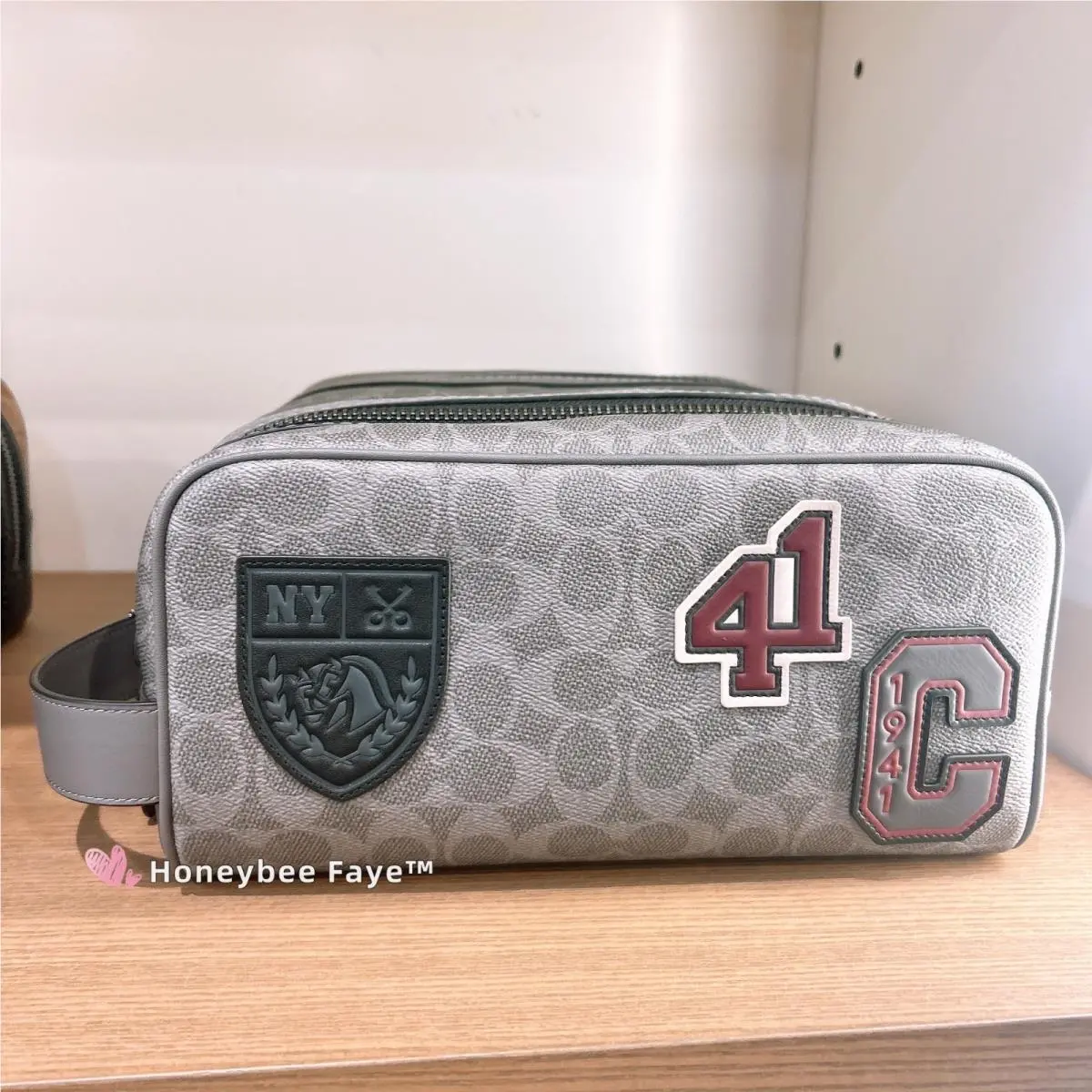 Coach Men`s Large Travel Kit In Signature Canvas with Patches CCF36