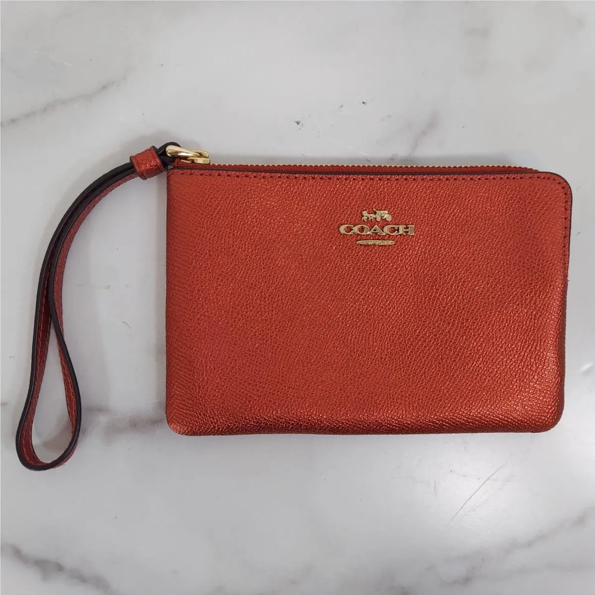 Coach Signature Corner Zip Wristlet Metallic Currant F21070