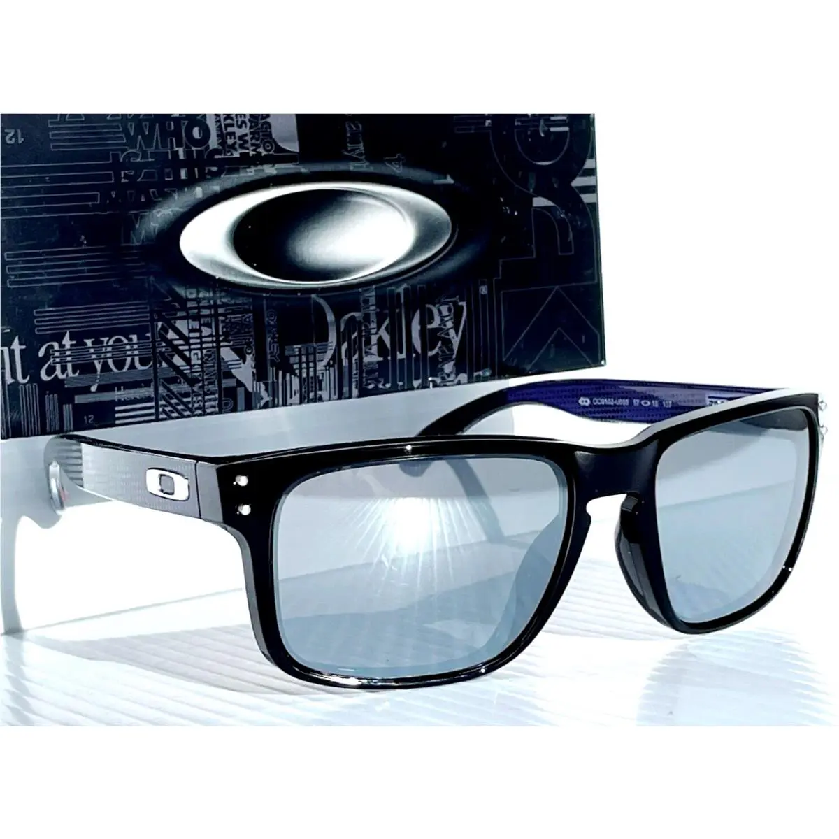 Oakley Holbrook Hi Res Polish Black Polarized Galaxy Chrome Sunglass 9102-U6