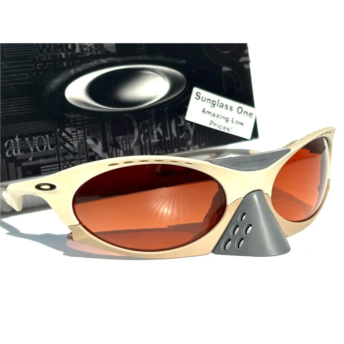 Oakley Plantaris Matte Desert Tan Prizm Brown Gradient Lens Sunglass 9437-02