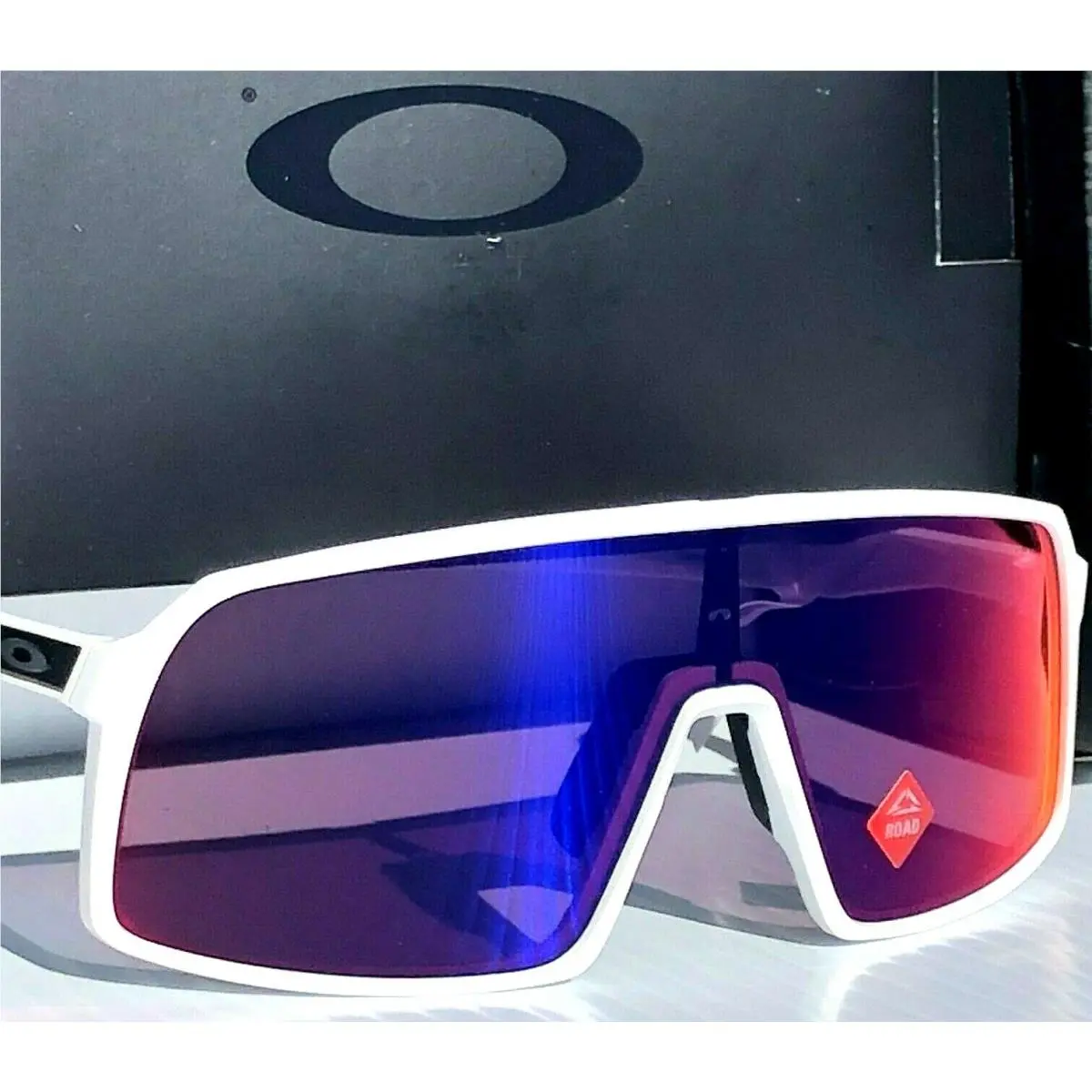 Sutro Matte White w Prizm Road Sunglass w Case 9406-06 by Oakley